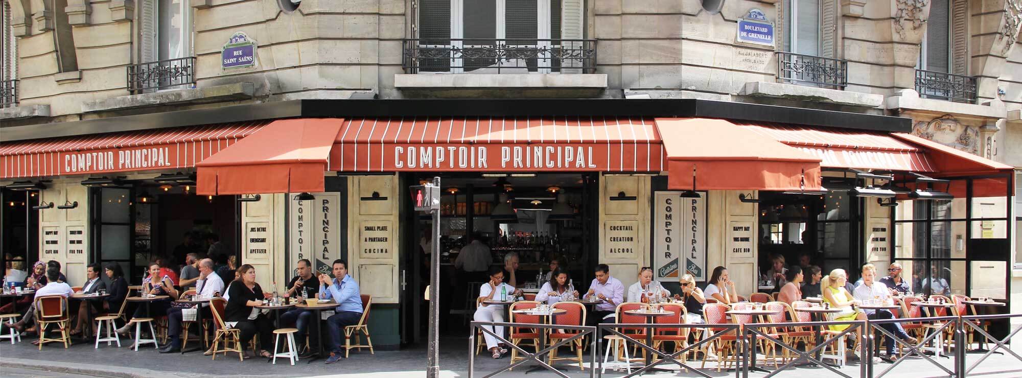 Comptoir principal - une identité bien assemblée